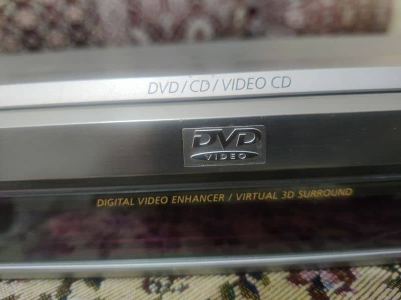 High-Quality Sony DVD/CD/Video CD Player with Digital Video Enhancer 4