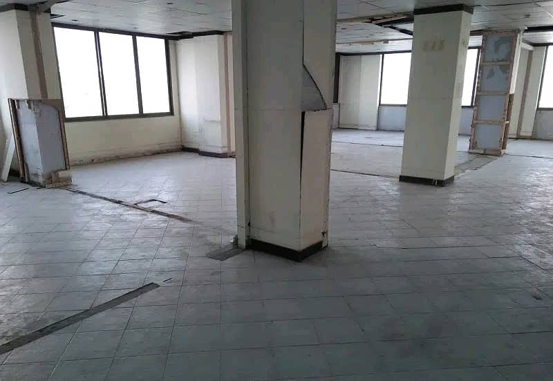 I-8 Markaz Office Sized 750 Square Feet Is Available 3