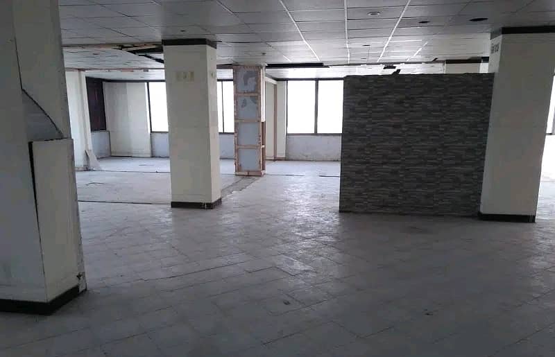 I-8 Markaz Office Sized 750 Square Feet Is Available 4