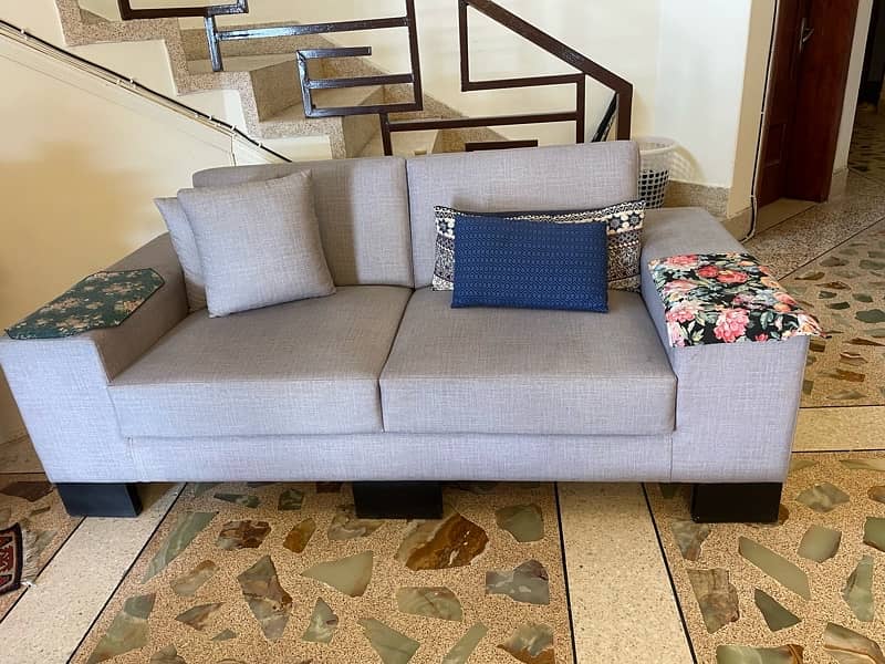 five seater sofa set 0