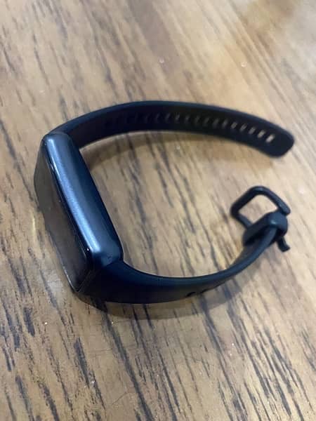 Huawei Band 6 Good Condition 3