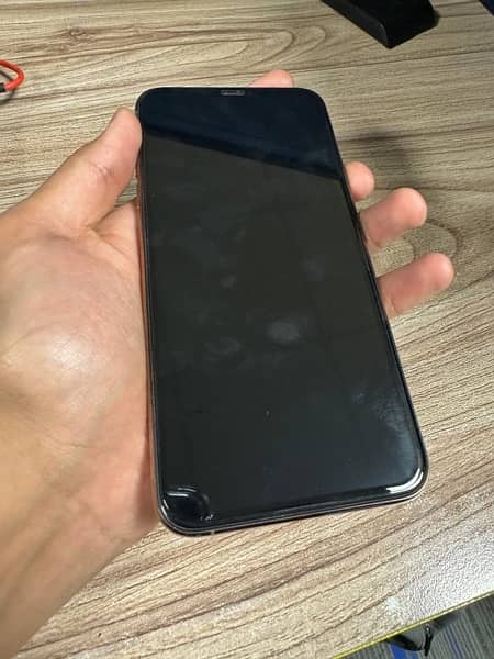 iPhone 11 Pro Max 96BH 256GB PTA Approved 1