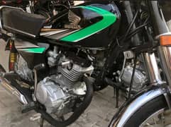 Honda 125 black