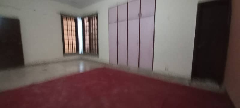 Independent 240 Sq. Yd. Ground+1 (One Unit) 5 Bed D/D 1 Kitchen House For Rent at PCSIR SOCIETY 24/A Near By Karachi University Society. 2