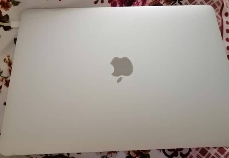 MacBook PRO 2017 0