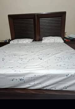 Bed / Bed set / double bed / bed room set  / home furniture