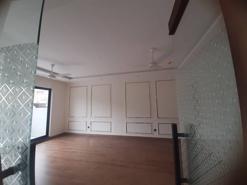 10 Marla Lavish Bungalow On Top Location For Rent In DHA Phase 5 Lahore DHA Phase 5 3