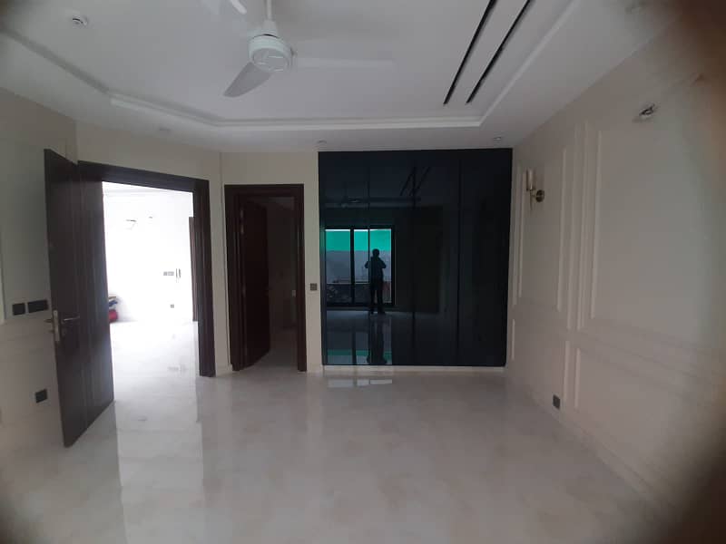 10 Marla Lavish Bungalow On Top Location For Rent In DHA Phase 5 Lahore DHA Phase 5 9