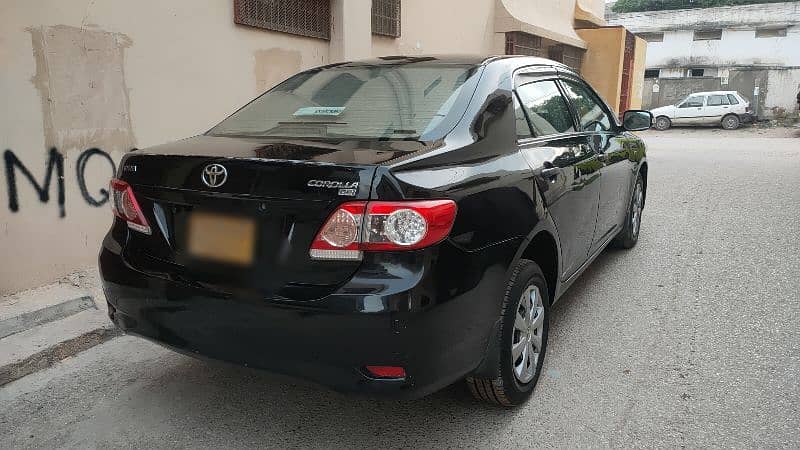 Toyota Corolla GLI 2013 Petrol Driven Original Condition Mintained 3