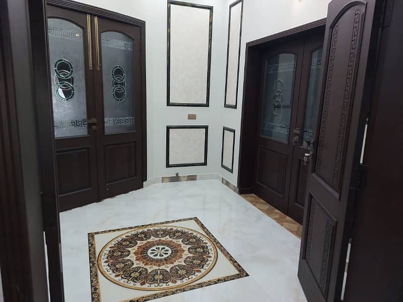 2 Kanal Beautiful House For Sale 18