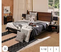 Bedset/sidetables/ Dresser/ Center table