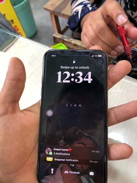 iphone xs pta aproved 80K 1