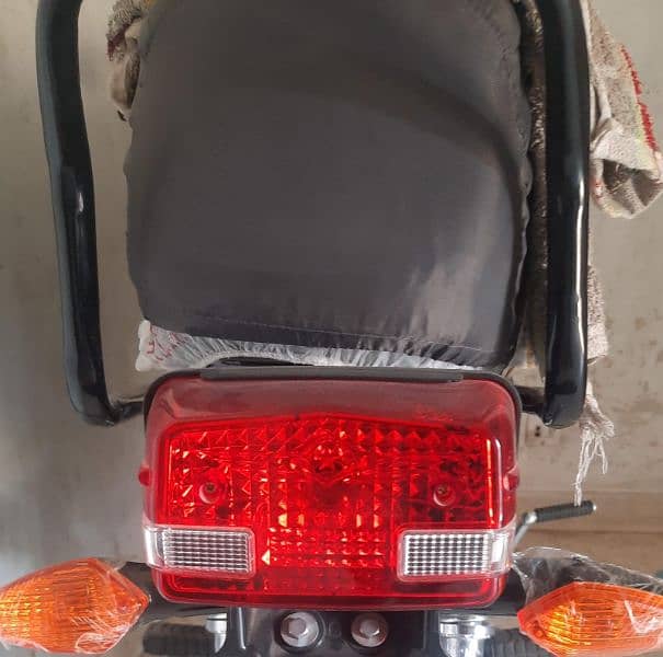 Super Star 70cc for Sale | Super Start in bikes | Total Geniune 3