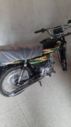 Super Star 70 Bike Black Color 2024