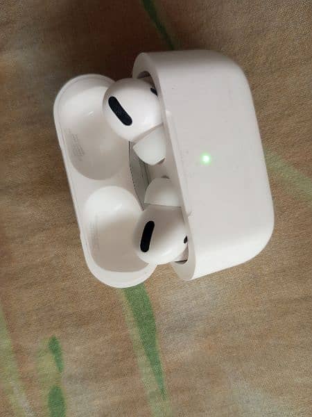 Airpods 0