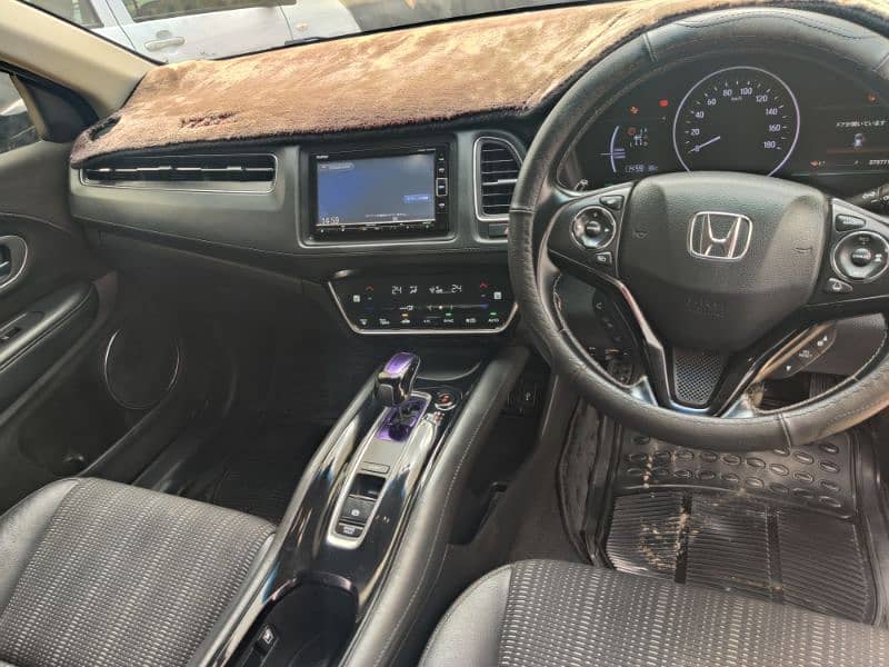 Honda Vezel 2017 5