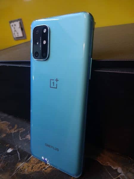 One Plus 8T 4