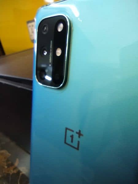 One Plus 8T 5