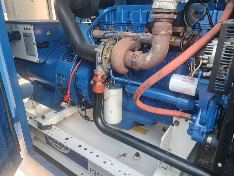 250Kva Perkin Generator. 3