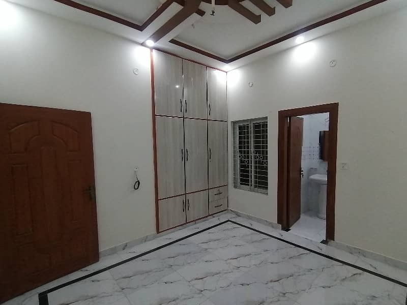 Unoccupied Prime Location House Of 5 Marla Is Available For sale In Jubilee Town 11