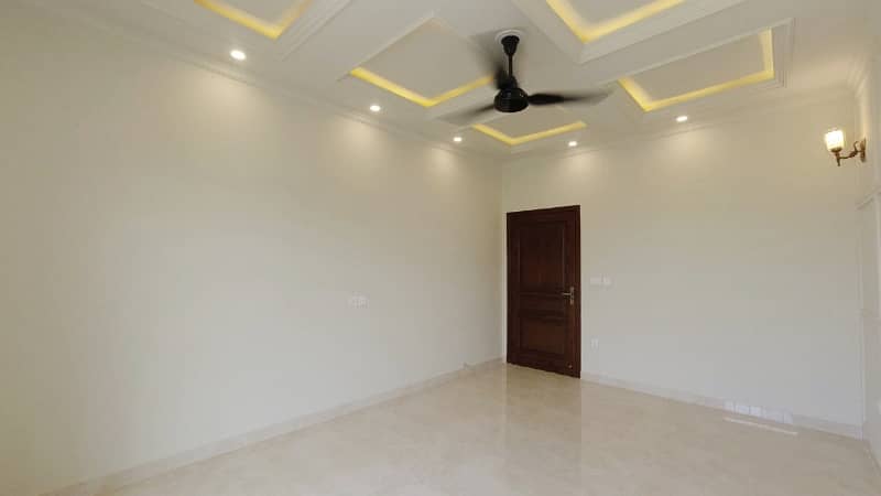 Get A Prime Location 10 Marla House For sale In LDA Avenue 24