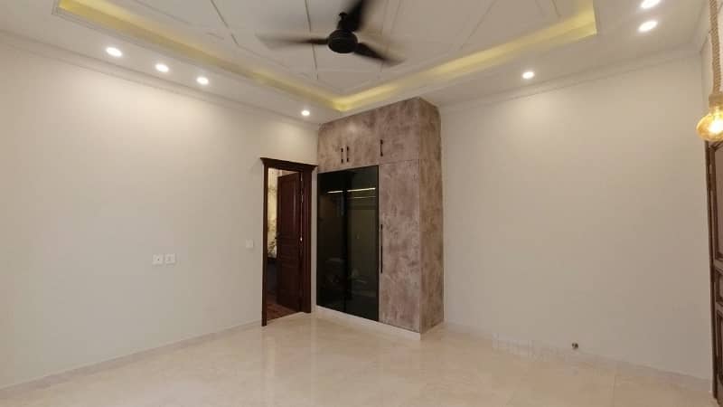 Get A Prime Location 10 Marla House For sale In LDA Avenue 36