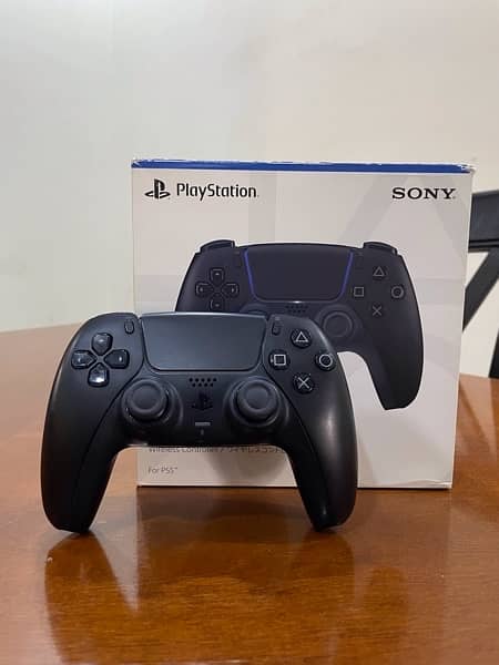 Sony PS5 With Games & 2 Controllers 9