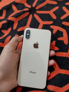 Aslamlikum i am selling my mobile iphone xs PTA approved 64 gb bypass