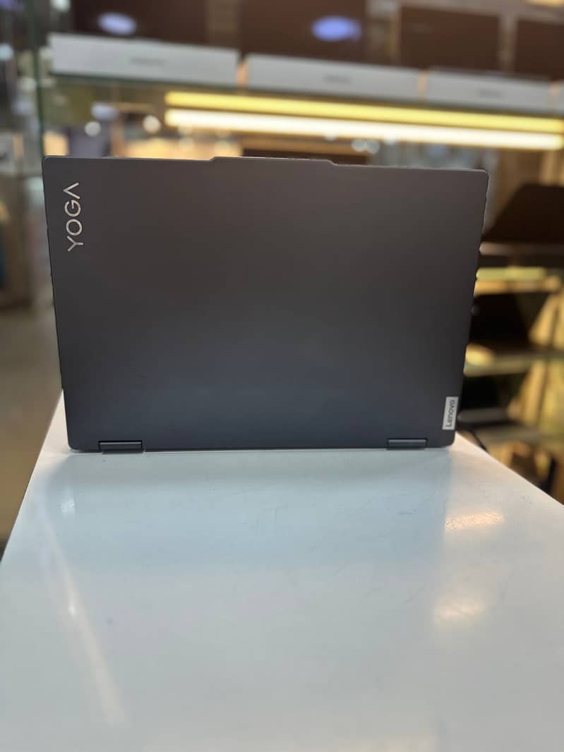 Lenovo Yoga 7 16 - 13th Gen Core i5 1335u Deca-Core 1