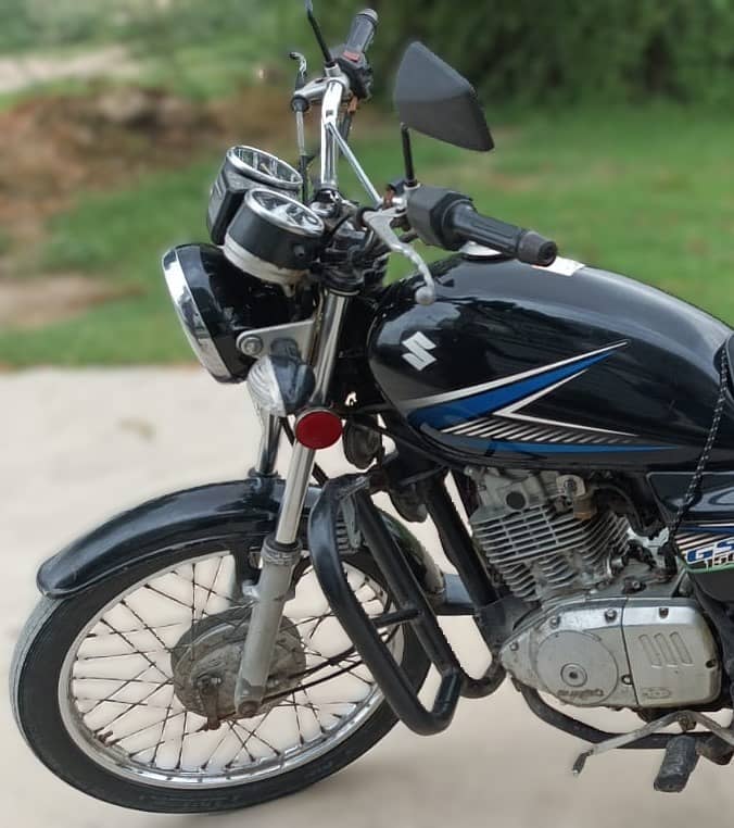 Suzuki GS150 Euro II - Model 2013 For Sale! 0