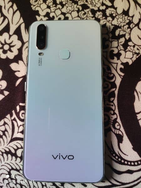 I sell my Vivo y17 8GB 256GB 10