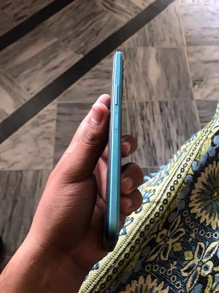 infinx note 11 6/128GB  10/10condition 2