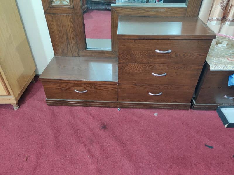 dressing table with 4 drawers 4