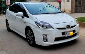 Toyota Prius 2013 model 2017 GS tom's