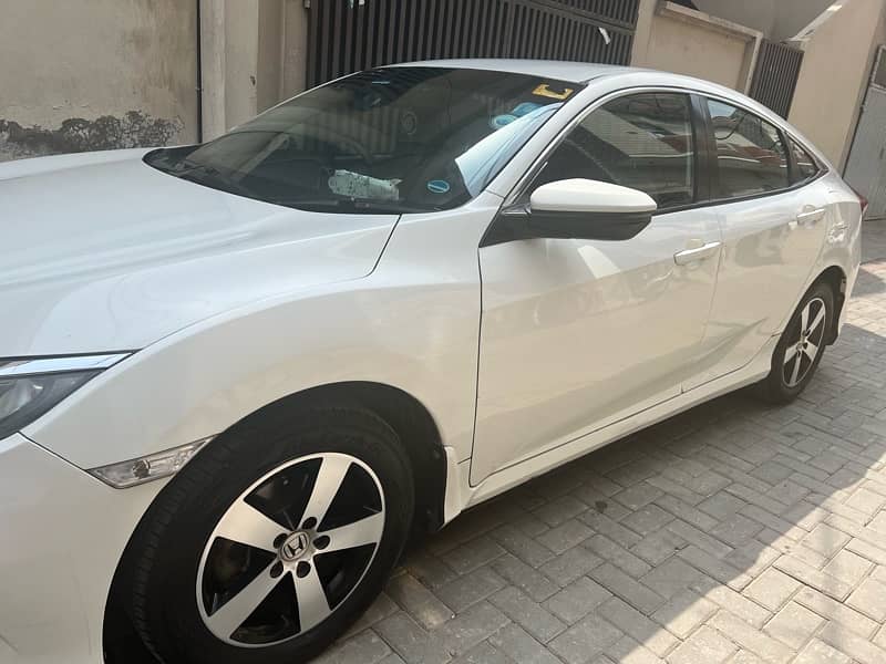 Honda Civic Standard 2016 1