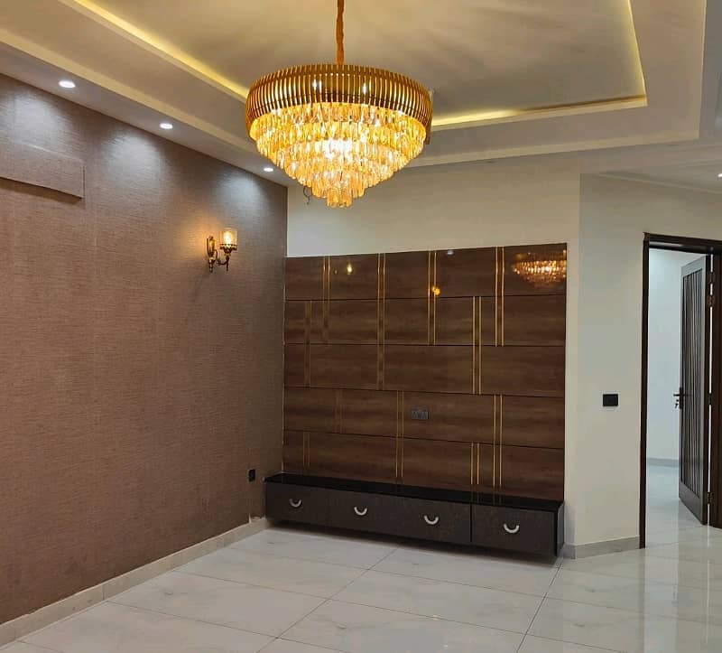 A 7 Marla House Located In Architects Engineers Housing Society Is Available For sale 1