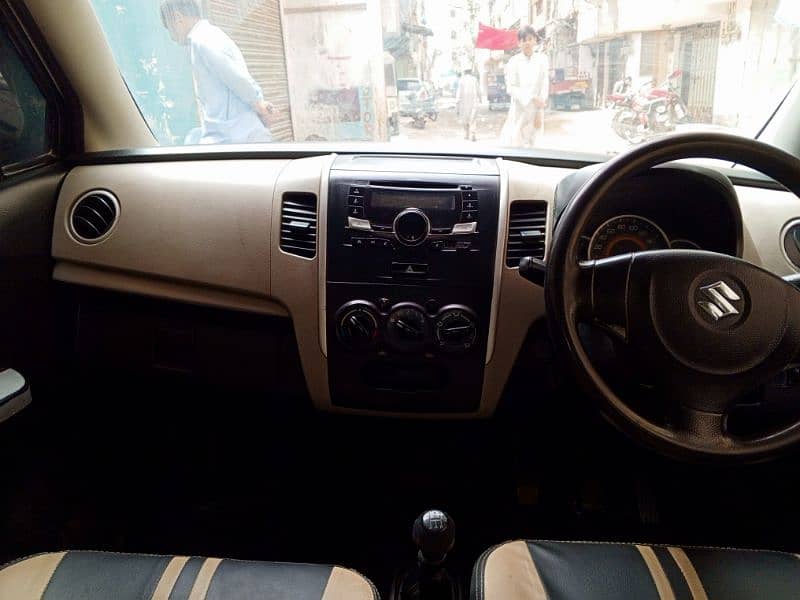 Suzuki Wagon R 2015 3