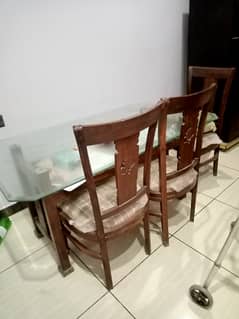 6 chair dinning table for sell 0