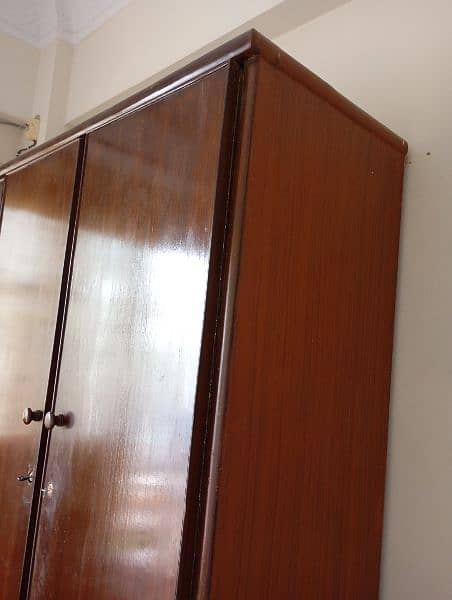 wooden 3 doors Almari newly polished 13