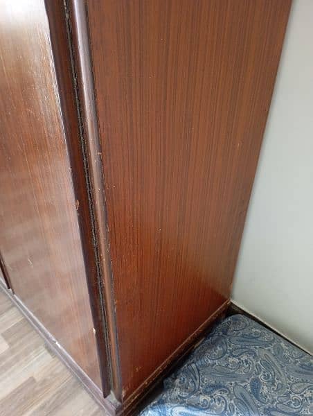 wooden 3 doors Almari newly polished 14