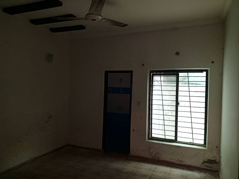 JODISNAL colony black c 10 MARLA house for Rent 5 bedroom daring room daibal kitchen daibal unit nizd 9