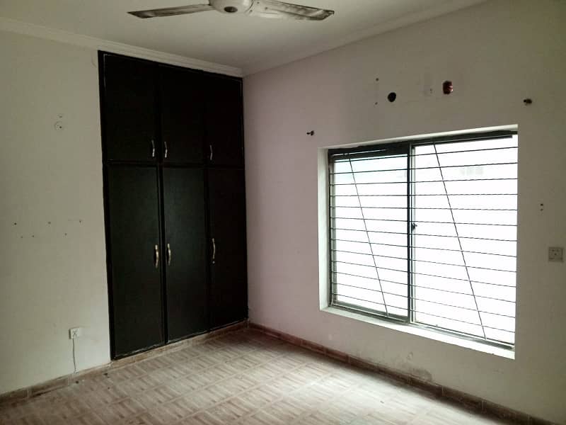 JODISNAL colony black c 10 MARLA house for Rent 5 bedroom daring room daibal kitchen daibal unit nizd 12