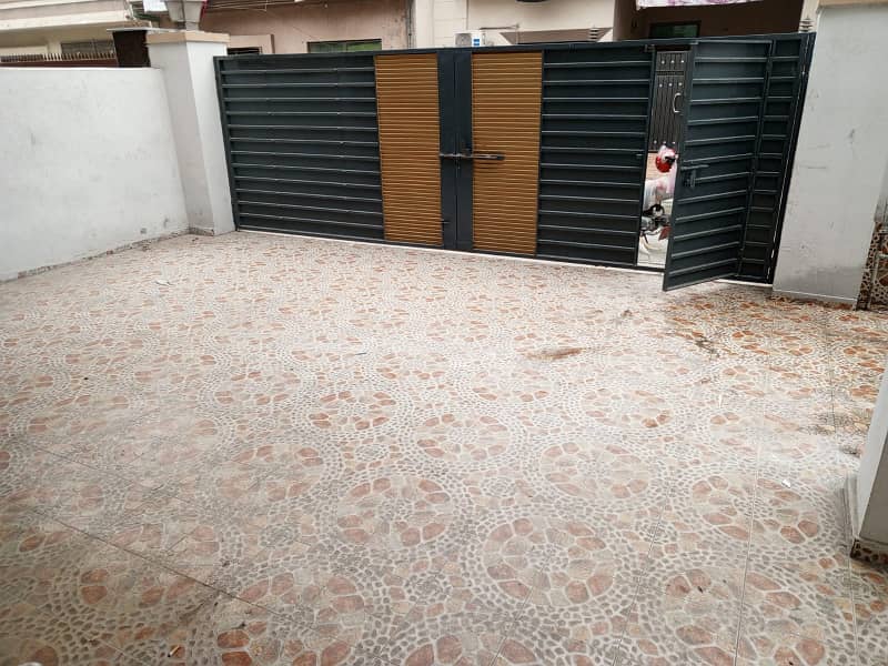 JODISNAL colony black c 10 MARLA house for Rent 5 bedroom daring room daibal kitchen daibal unit nizd 16