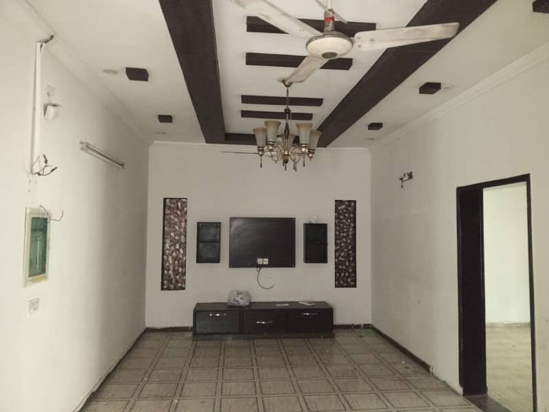 JODISNAL colony black c 10 MARLA house for Rent 5 bedroom daring room daibal kitchen daibal unit nizd 24