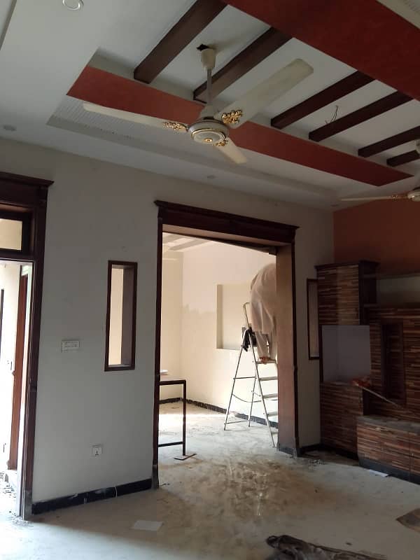 Johar Town Phase 2 Block L 5 MARLA LOWEER Portion 1 Bedroom Daring Room Kitchen Garage 4