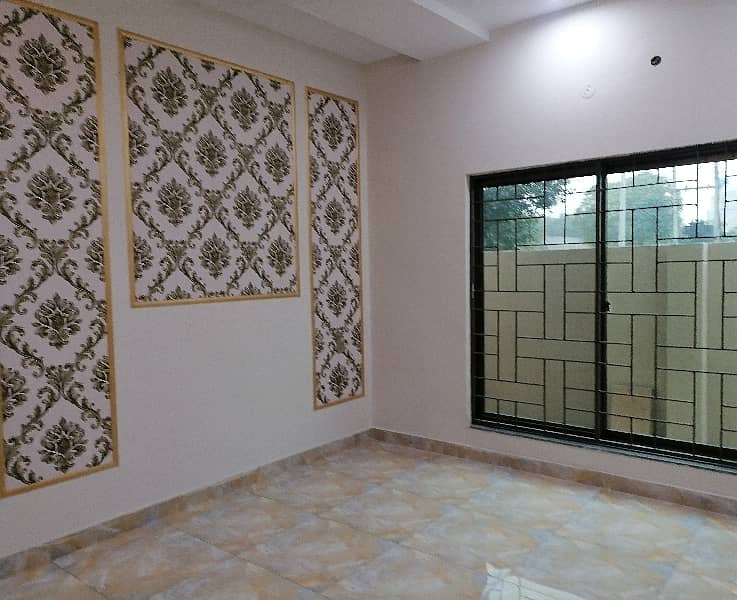 Well-constructed House Available For rent In Johar Town 1