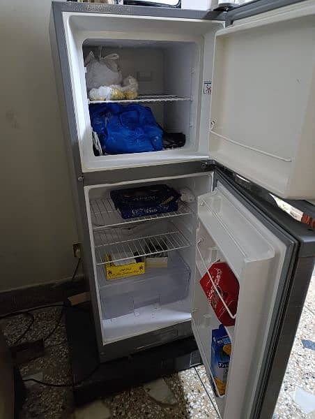 Dawlance small size fridge with good condition and reasonable price 1