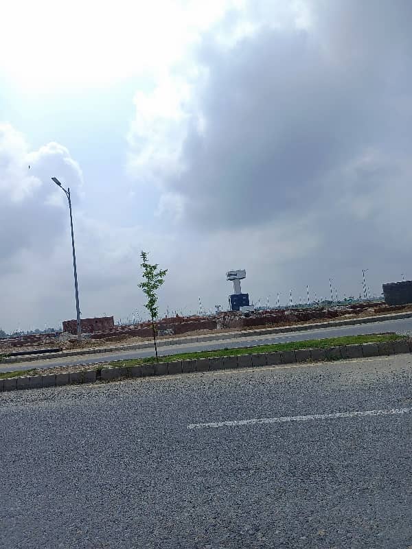 DHA Lahore Phase 5 A block 37 Marla plot for sale at supreme location 9