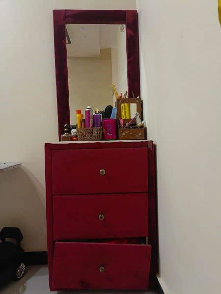 kushan double bed for sell with sides table and dressing table red 3