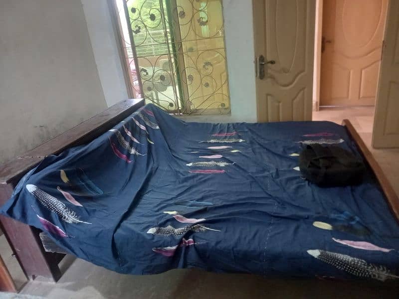 used wooden bed 3